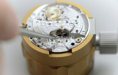 劳力士坦克手表不走了咋办